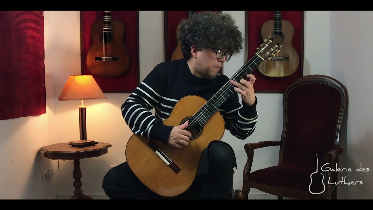 Judicaël Perroy plays J.S. Bach Prelude BWV 998