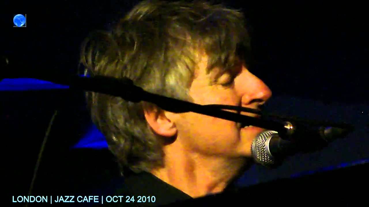 NEIL FINN 24/10/2010 MESSAGE TO MY GIRL Jazz Cafe London