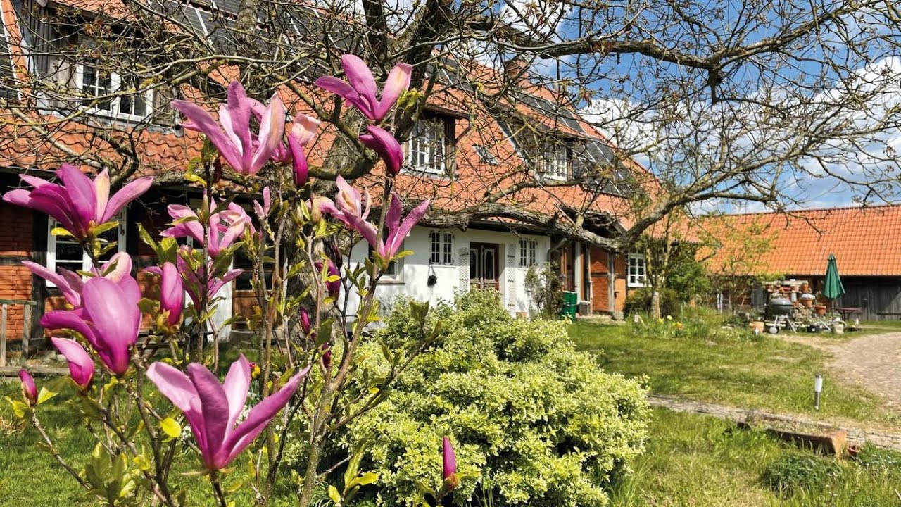 Ferienhof Rauchhaus | Schwerin, Germany | Hotel Review 🏨