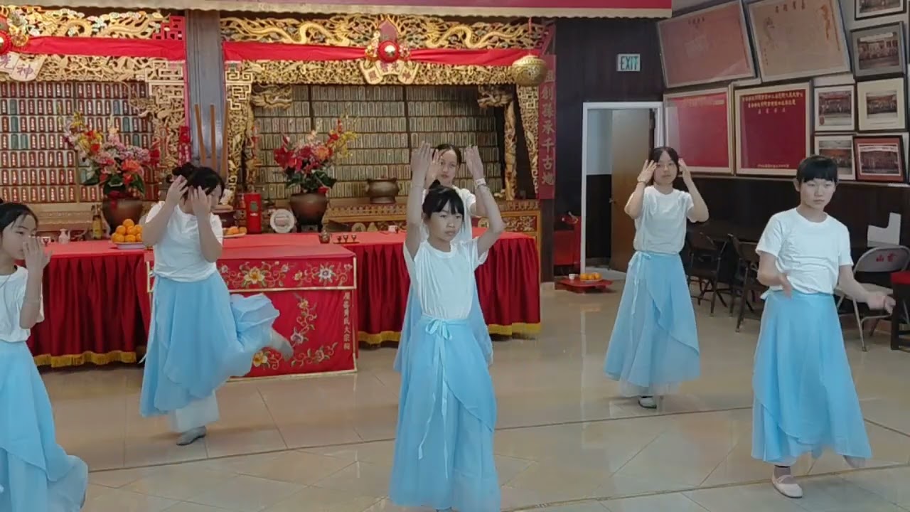 练习二（屋伦嘎嘎自学舞蹈课程）