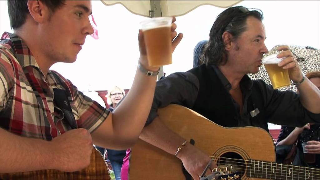 Bruce and Dylan Guthro: Carrickfergus + interview at Tønder festival