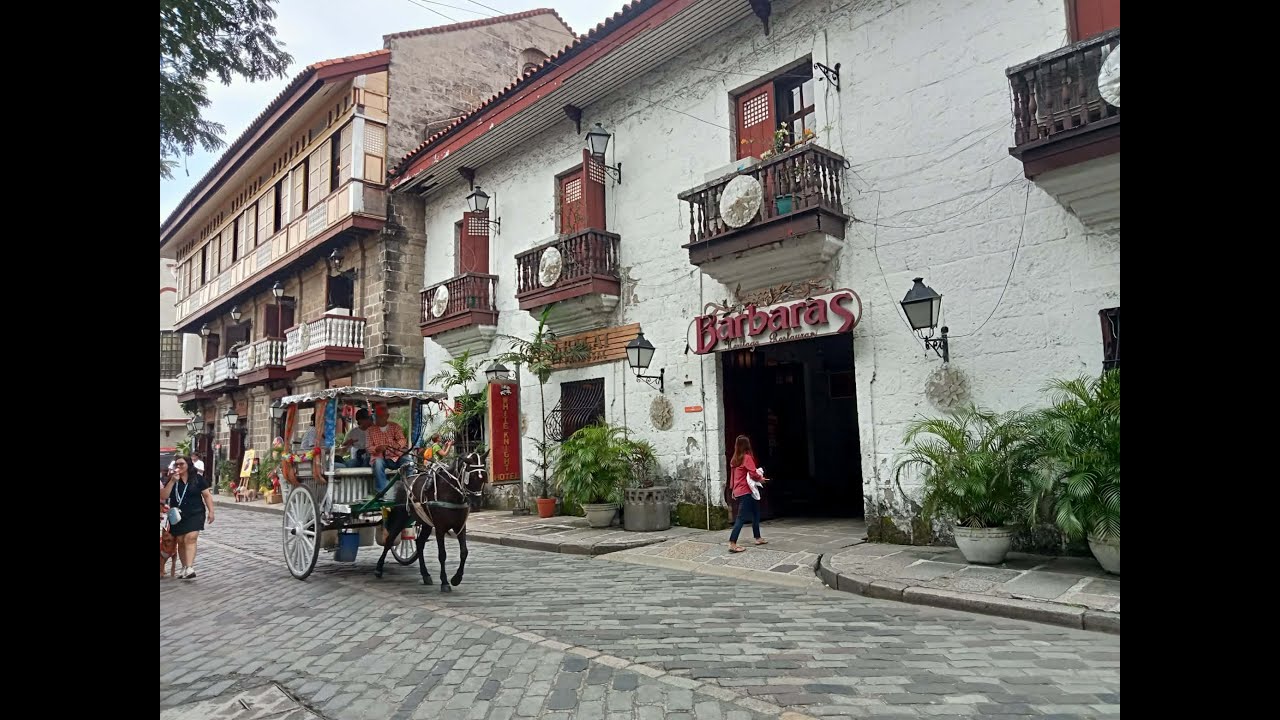 A Glimpse of Ultra-Rich Lifestyle in Spanish Colonial Times @ Casa Manila Intramuros (Philippines)!