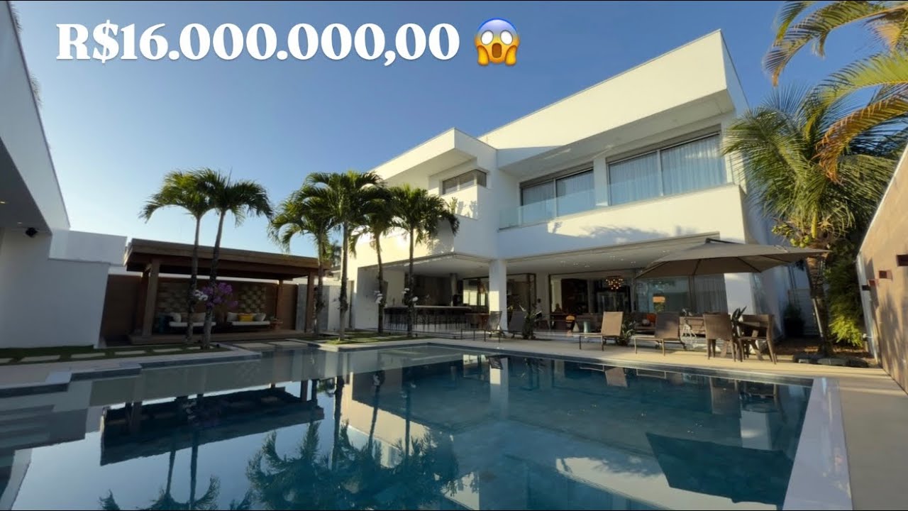 Mansão com 07 suítes e garagem subterrânea à venda por 16 milhões no cond Jardim Acapulco - Guarujá 