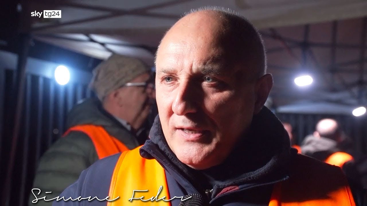 REPORTAGE NEL BOSCO - SIMONE FEDER Official