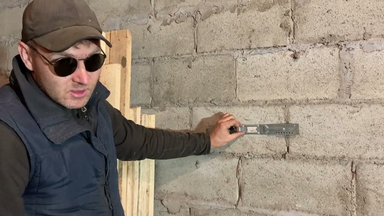 Как закрепить подвес на пескоблок