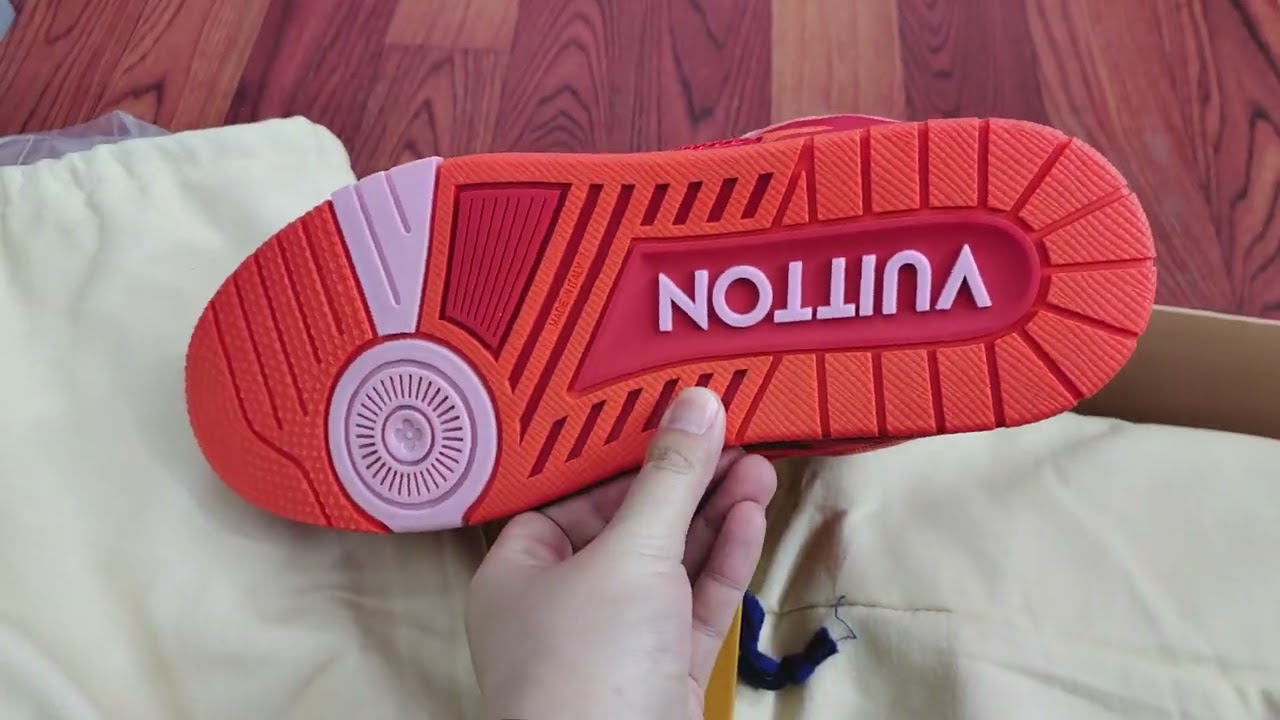 Unboxing the red LV skate sneaker