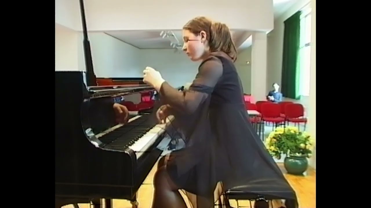 Marika Saripo - P.Tchaikovsky Nocturne, Op.10, No.1