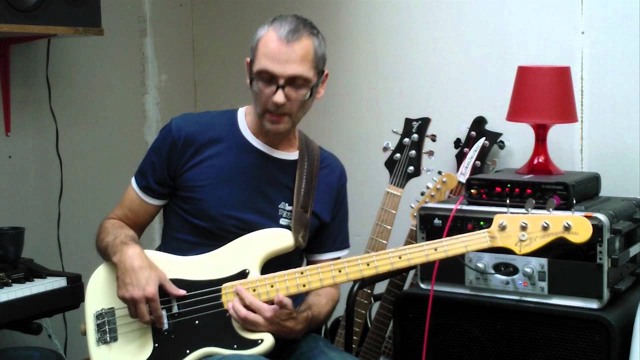 Practicing arpeggios on bass