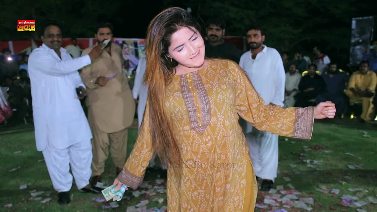 Dooron Dooron Sanu Tarsande - Nisha Khan  New Latest Dance Performance 2025