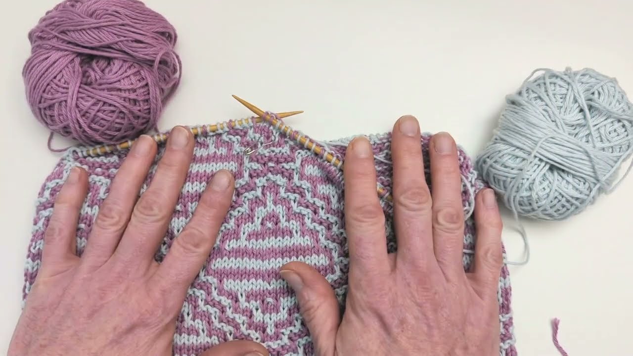 Mosaic Knitting in the Round