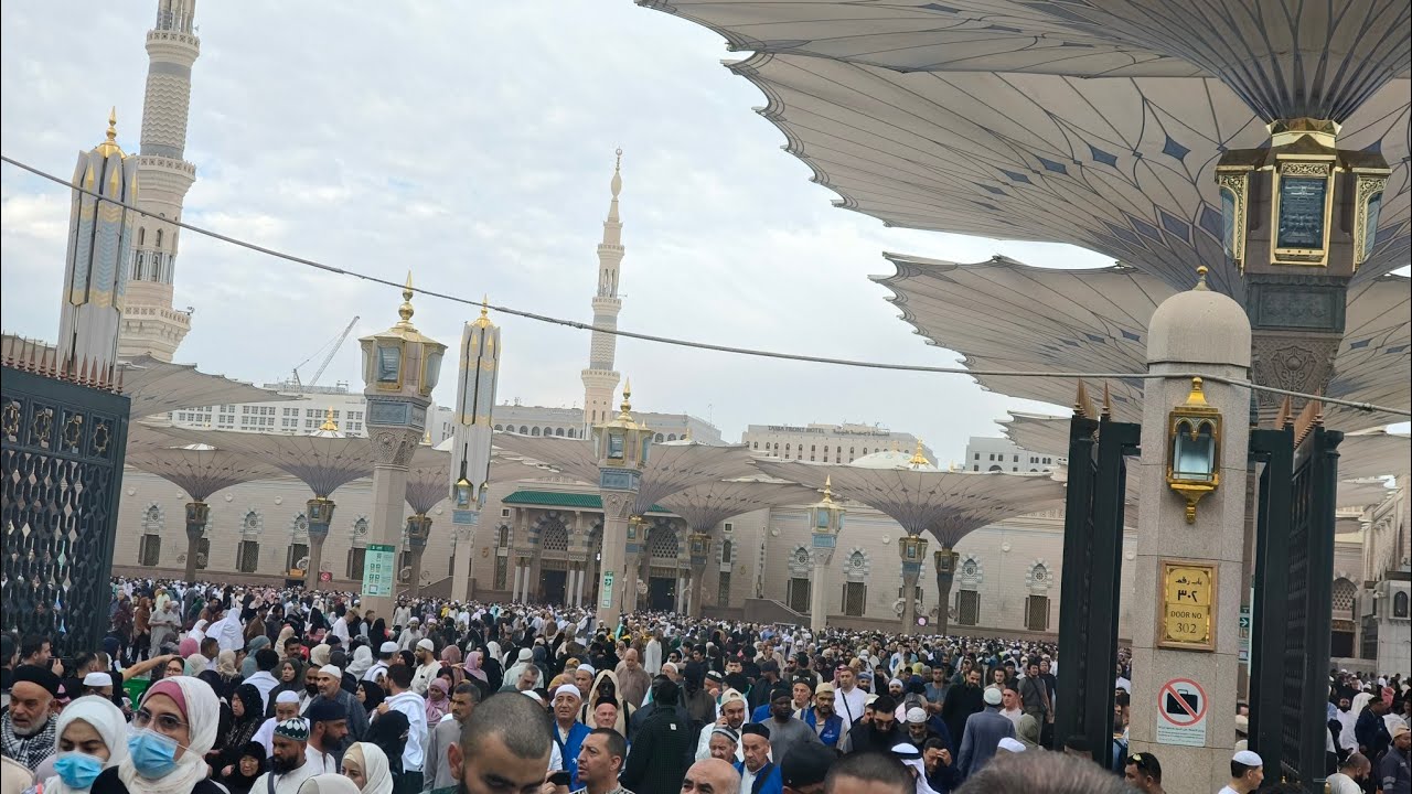 Roza Rasool ﷺ Jumah Namaz Live||Millions of Muslims | Heart Touching View