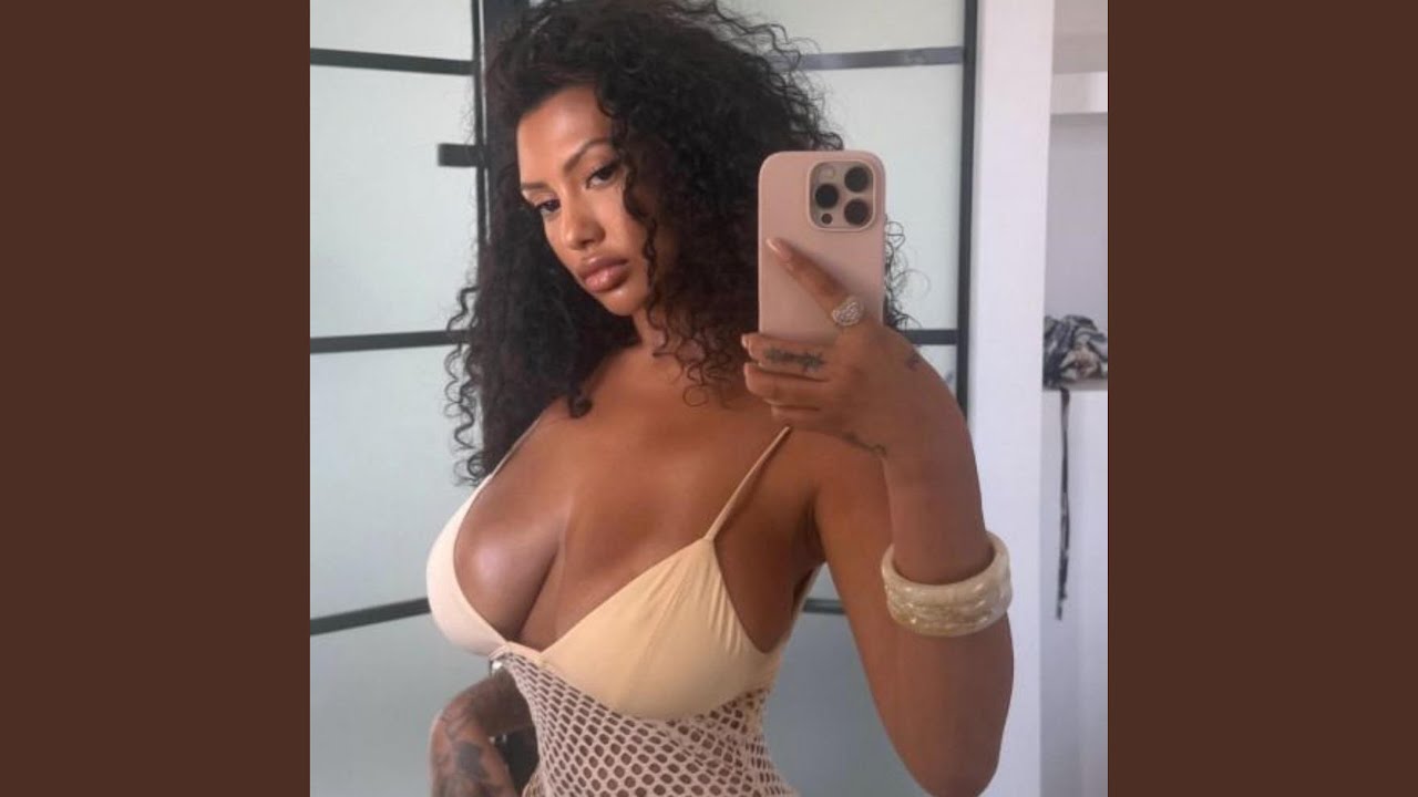 Big Boobs Girl (Again)