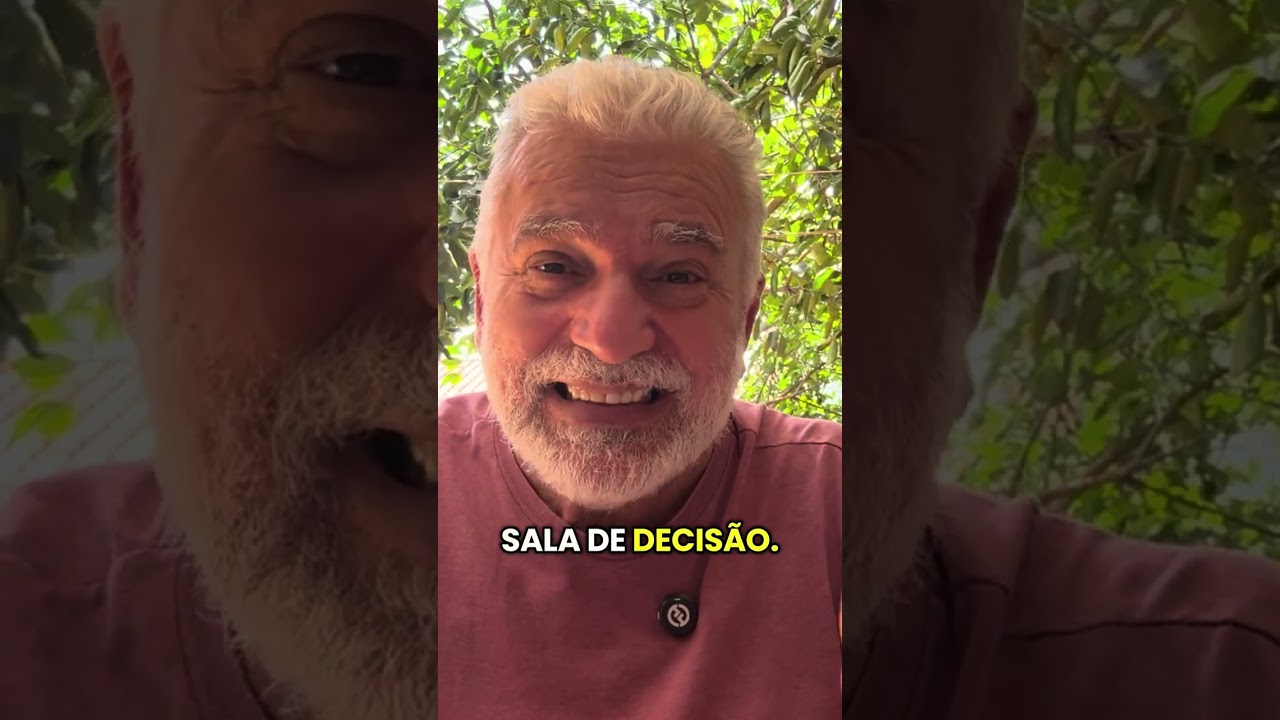 Eu vi. Seu nome foi CITADO. Numa sala enorme. Num grande escritório. Deus me mostrou. Saiba tudo 