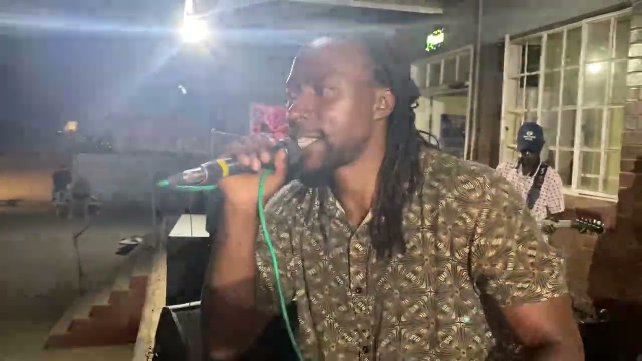 Bundu Boys - Babamunini Fancis cover by Tirmuz & The Full Blast Band. Live @ Drive Inn Makomva GView