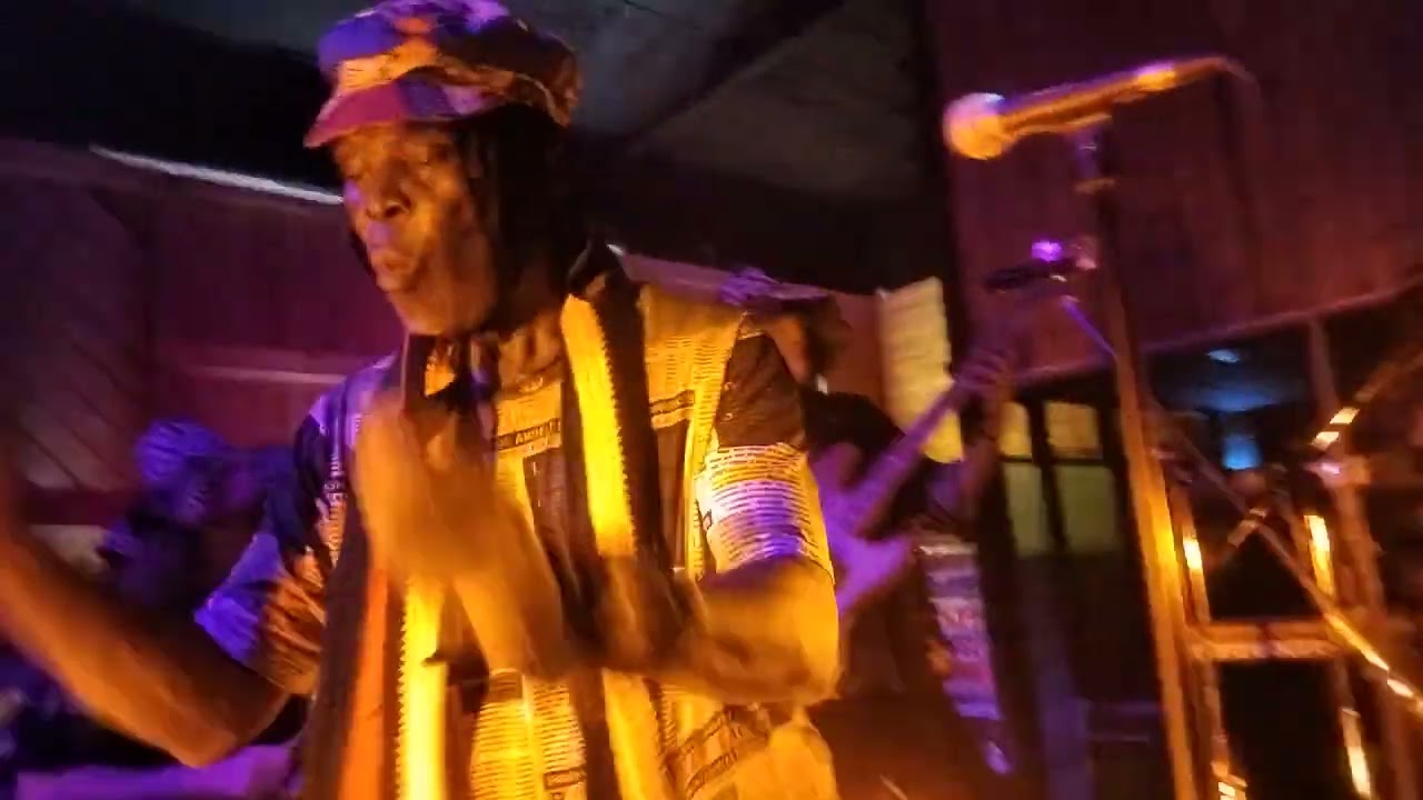 W.I.T.C.H. - Kamusale (live at Warehouse 25, Milton, Brisbane), 19/11/2025