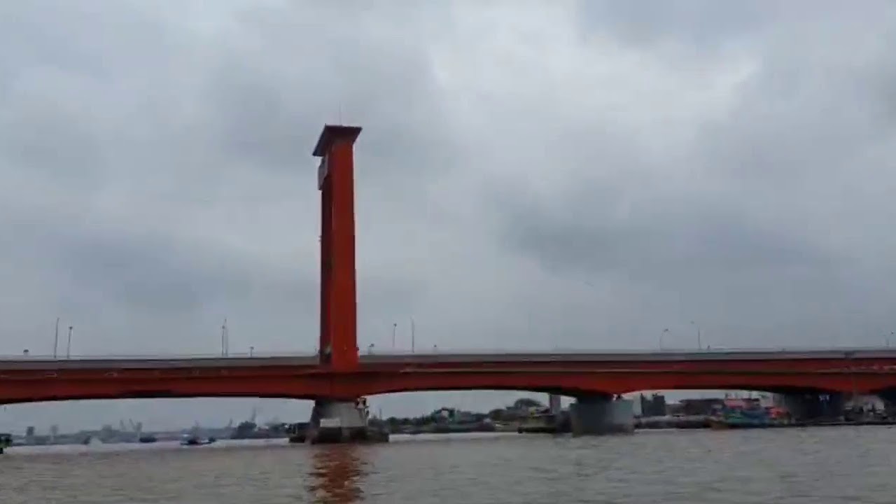NAIK KETEK..MEYUSURI SUNGAI MUSI...