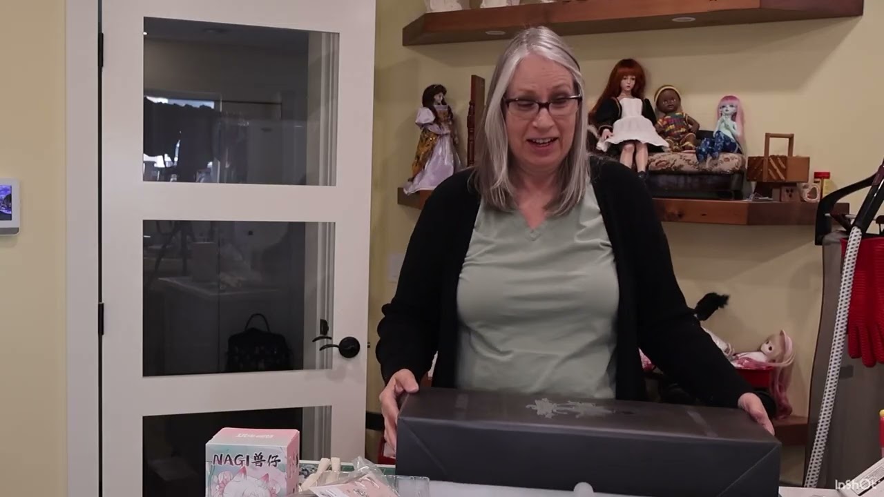 Unboxing of three dolls purchased from DOLKbjd