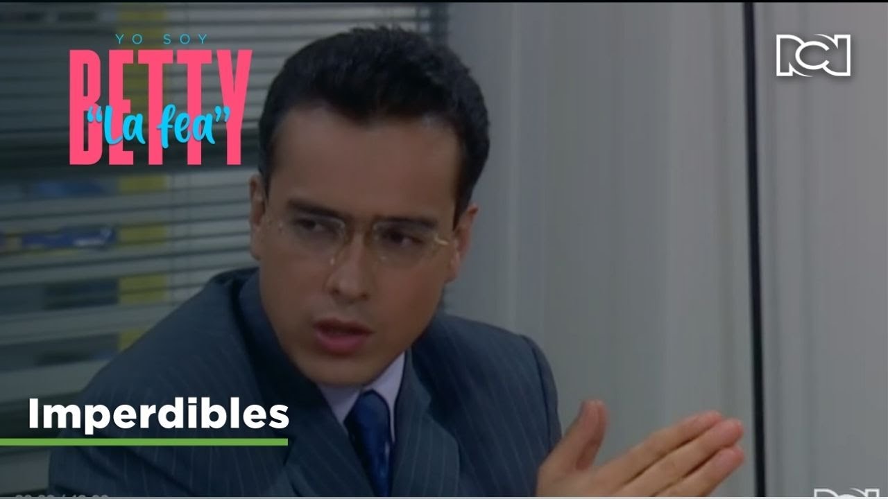 En medio del c&oacute;mite, Armando da una noticia | Yo soy Betty, la fea
