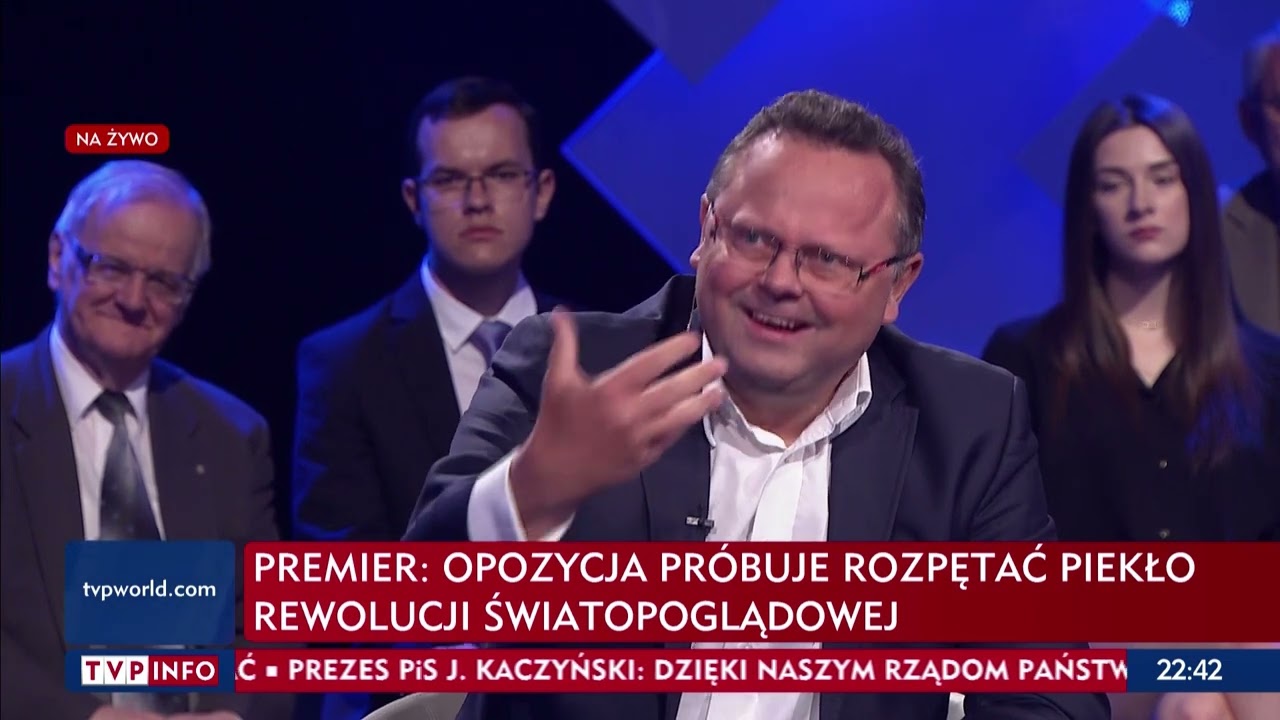 Ile płci chce Lewica? „Powinna być wolność określenia swojej płci przez osobę”