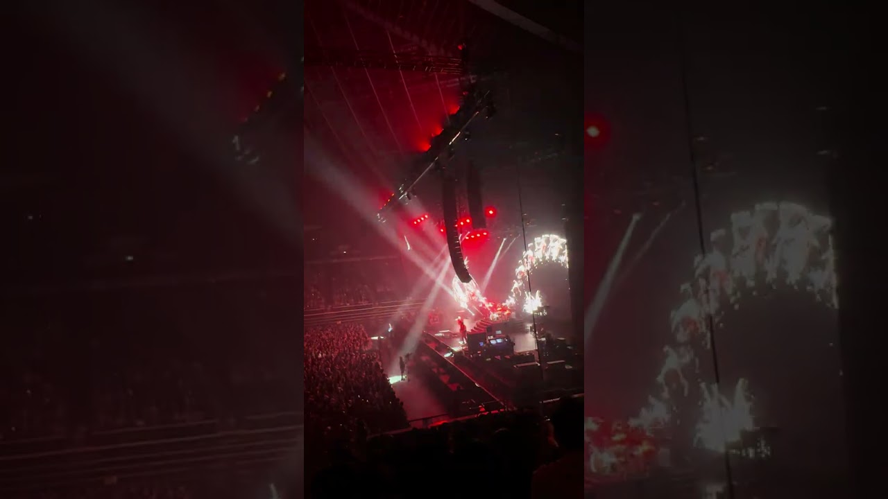 ONE OK ROCK - MAKE IT OUT ALIVE (SINGAPORE LIVE)