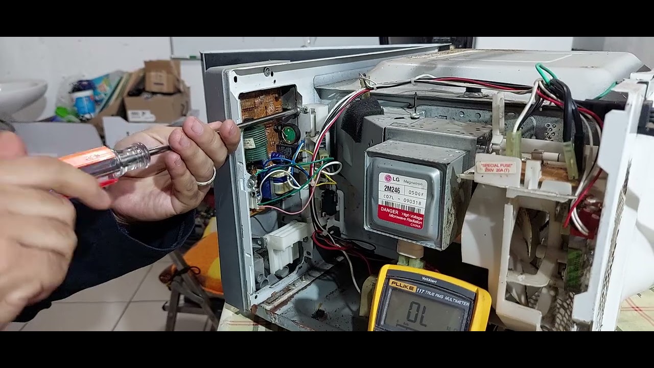 Diagnóstico y Reparación de horno de microondas LG  no calienta ni gira motor de plato y ventilador