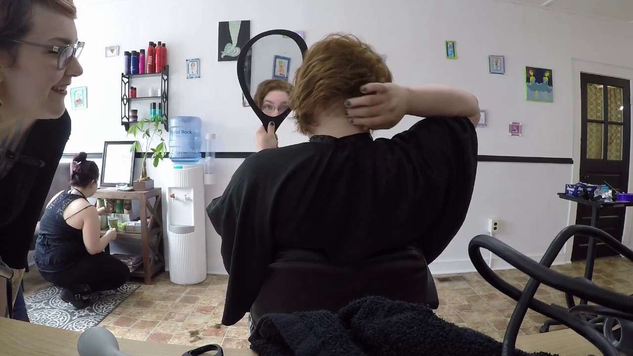 💇I GET A SHORT HAIRCUT!!! 💇| VLOG | Scotty Does Hair