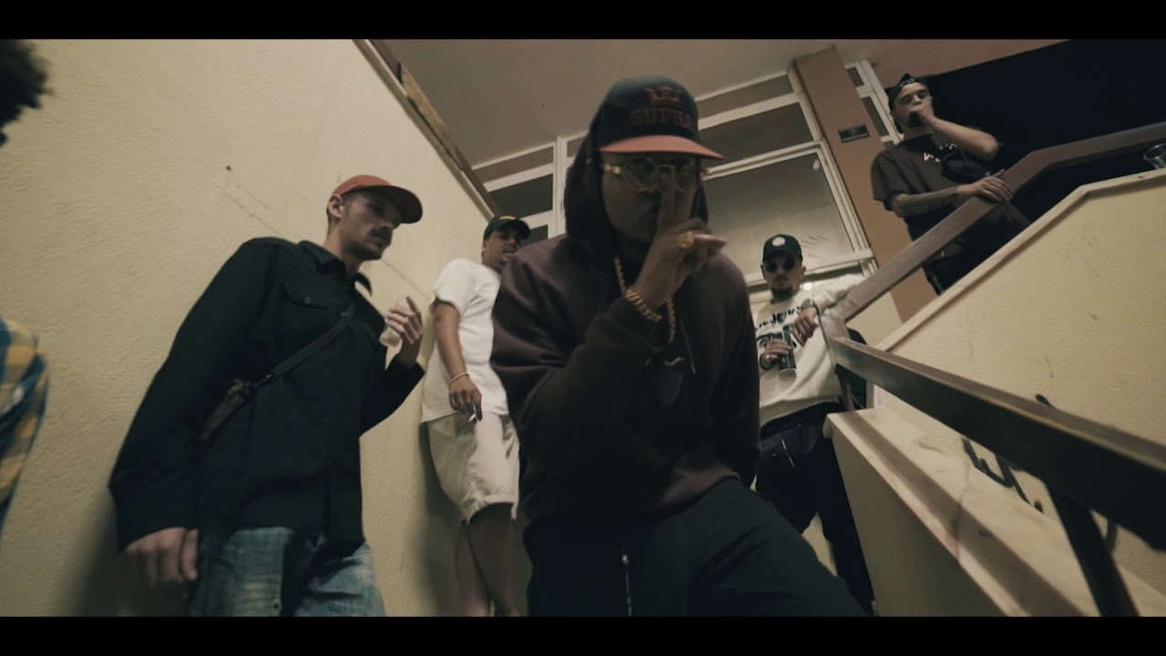 Jackpot BCV | Tiwi | Chav - Cotovelos (VIDEOCLIP OFICIAL)