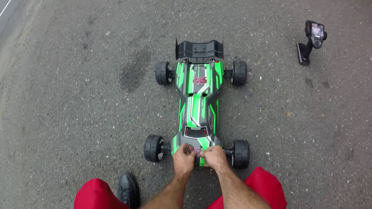 ARRMA KRATON 100mph (short run traffic)