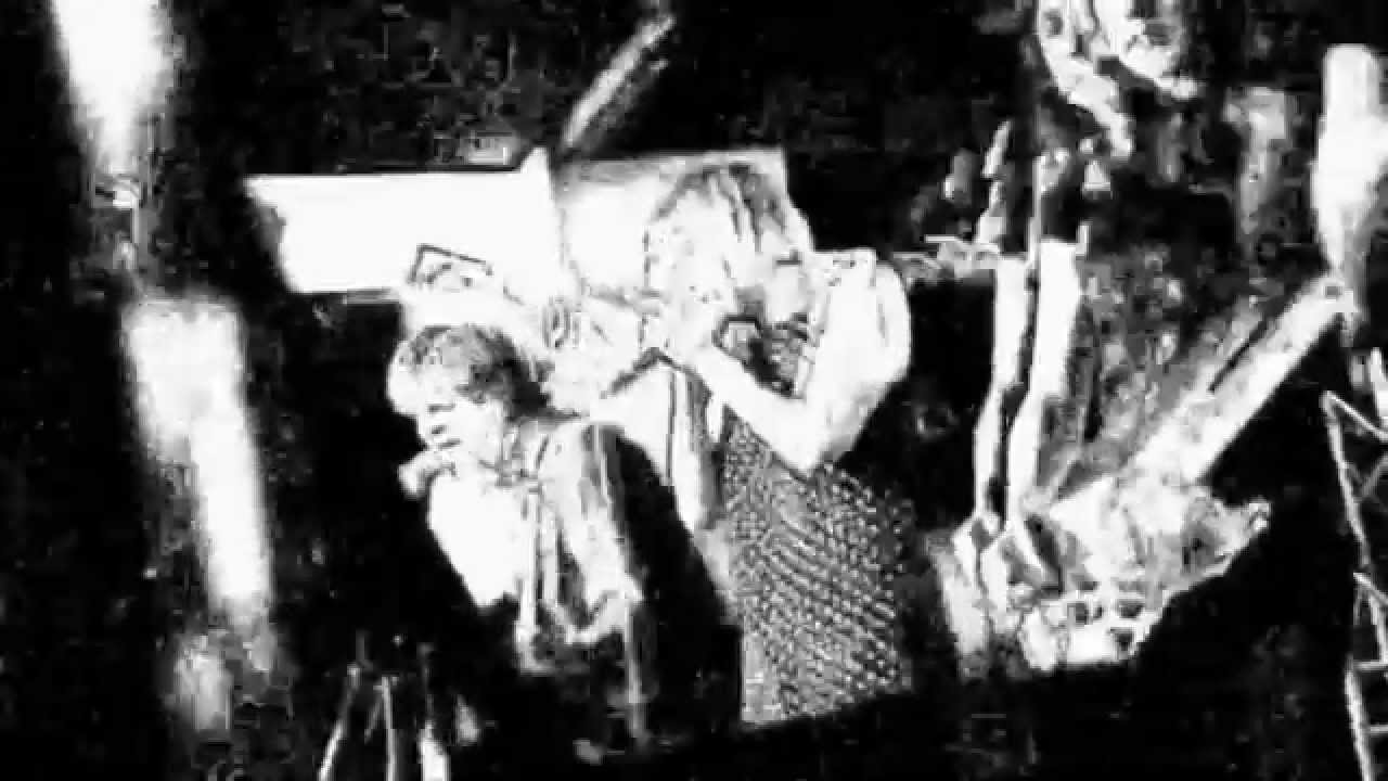 SEKSIHULLUT - KORTSU KINGI