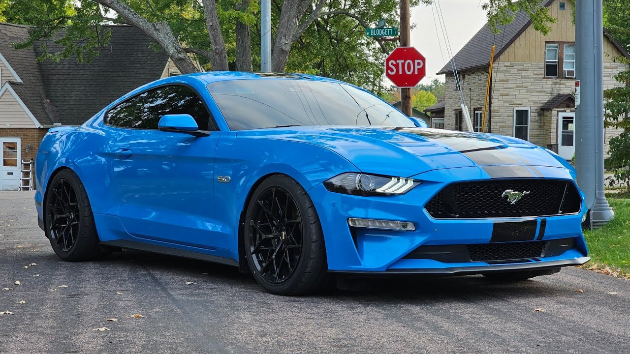 X-Pipe против H-Pipe 2023 Mustang GT с коллекторами Kooks Catless и активной выхлопной системой