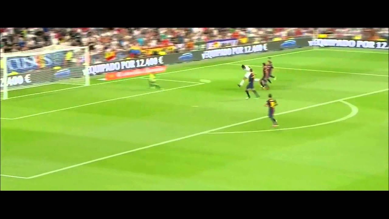 Sami Khedira Owns Barcelona Players (Humiliation) 2012