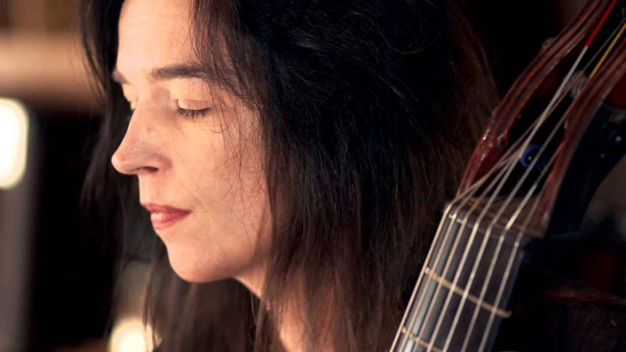 Hille Perl - BORN TO BE MILD
