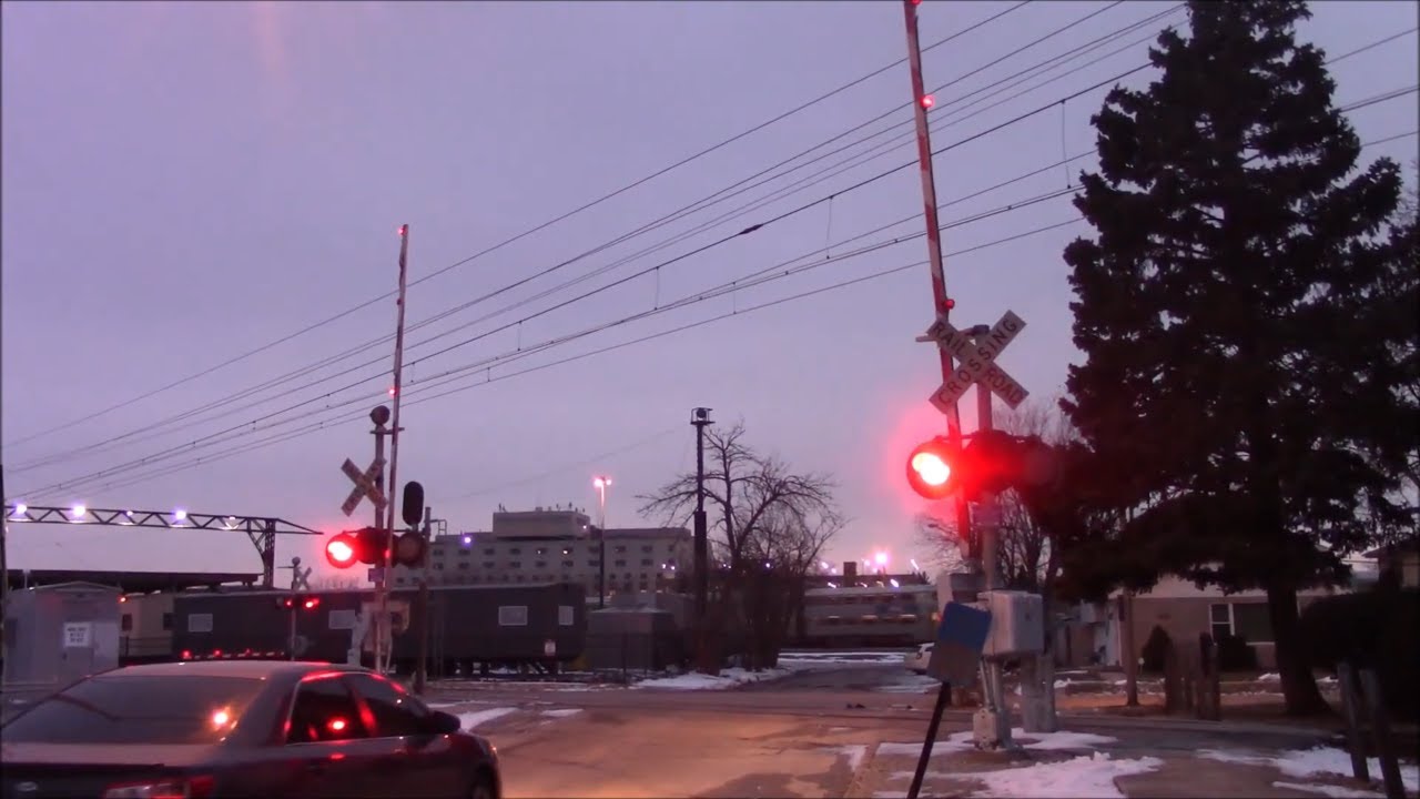 Railroad Crossings of the Metra Electric Blue Island District Volume 2