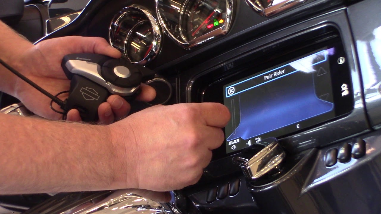 Harley Davidson Pairing a Wireless Headset to GTS Boom Audio St Paul H D