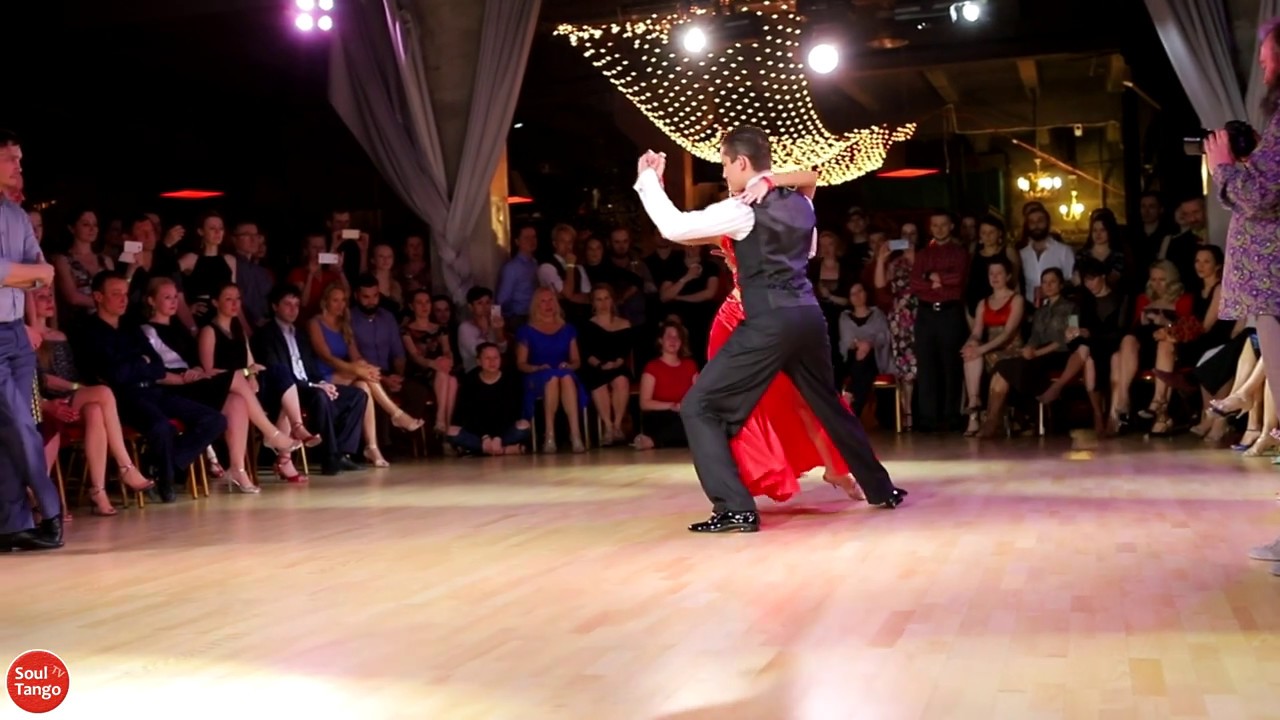Ivan Nabokin & Anastazia Izvekova, 1/3 (Viviani - Carlos di Sarli)