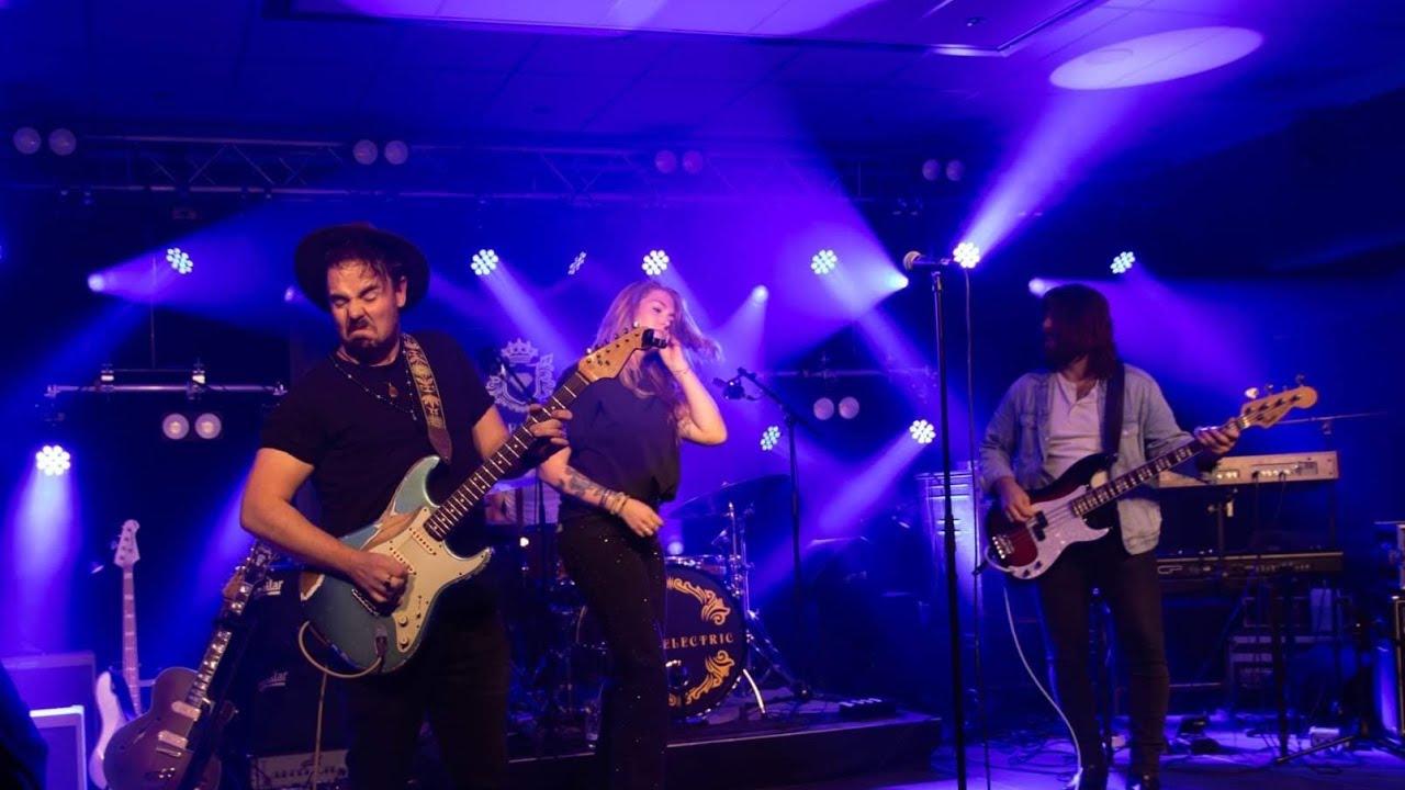 Ruby Electric - Writings on the wall | 't Witte Huys Borculo
