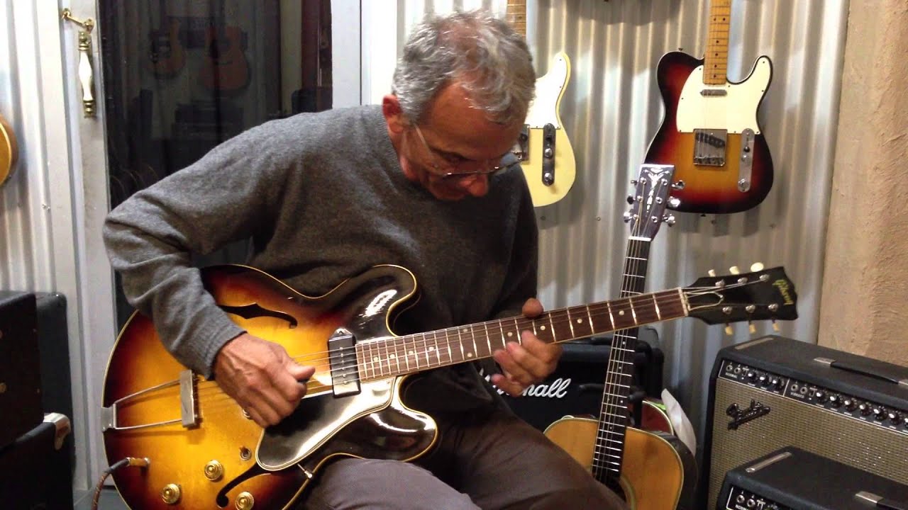 Nick Panousakis with a 1959 Gibson ES330TD @ Twangcentral Guitars, Adelaide. January 2013