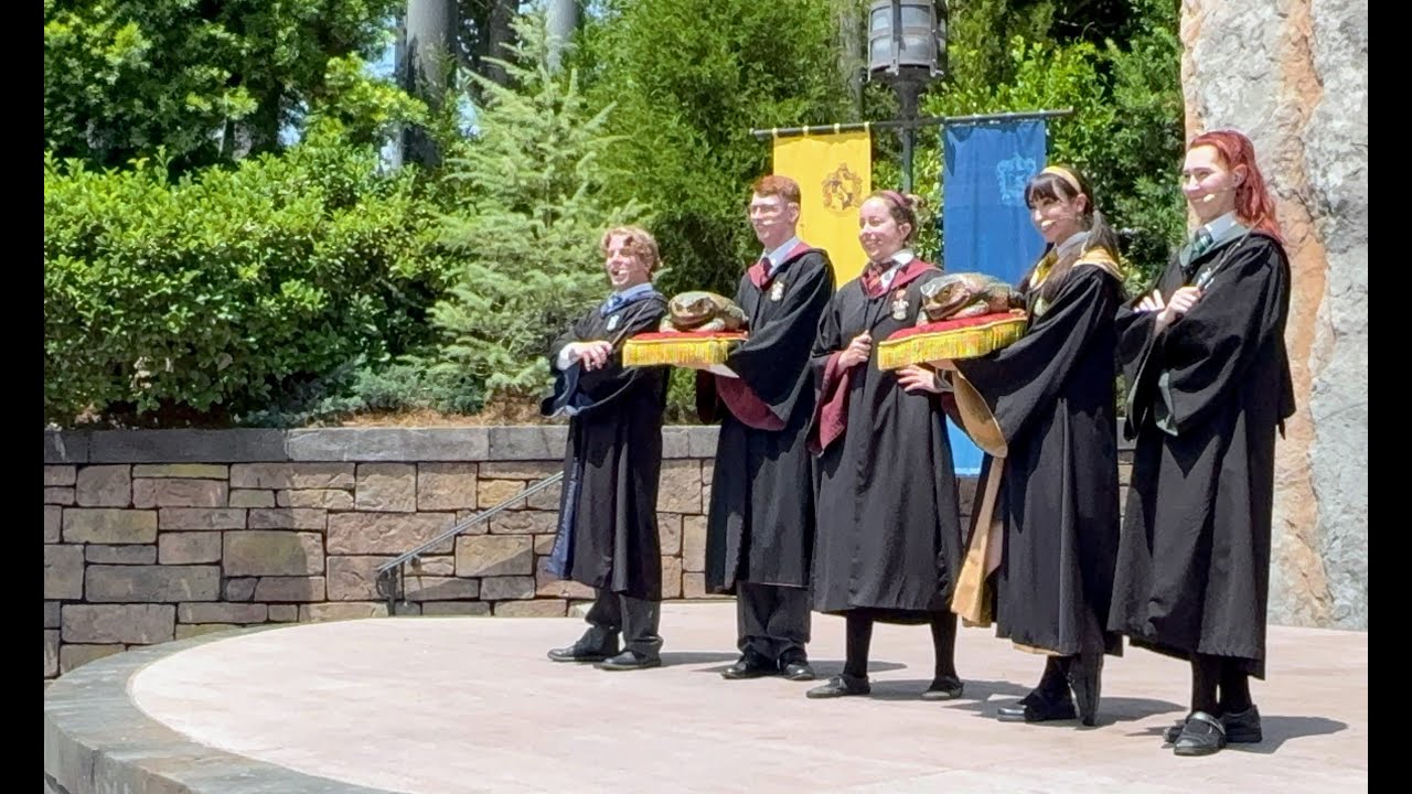 Hogwarts Frog Choir at Universal Orlando