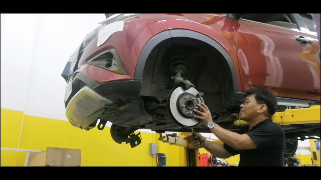 TOYOTA RUSH... PMS check up underchassis and reface rotor disk....