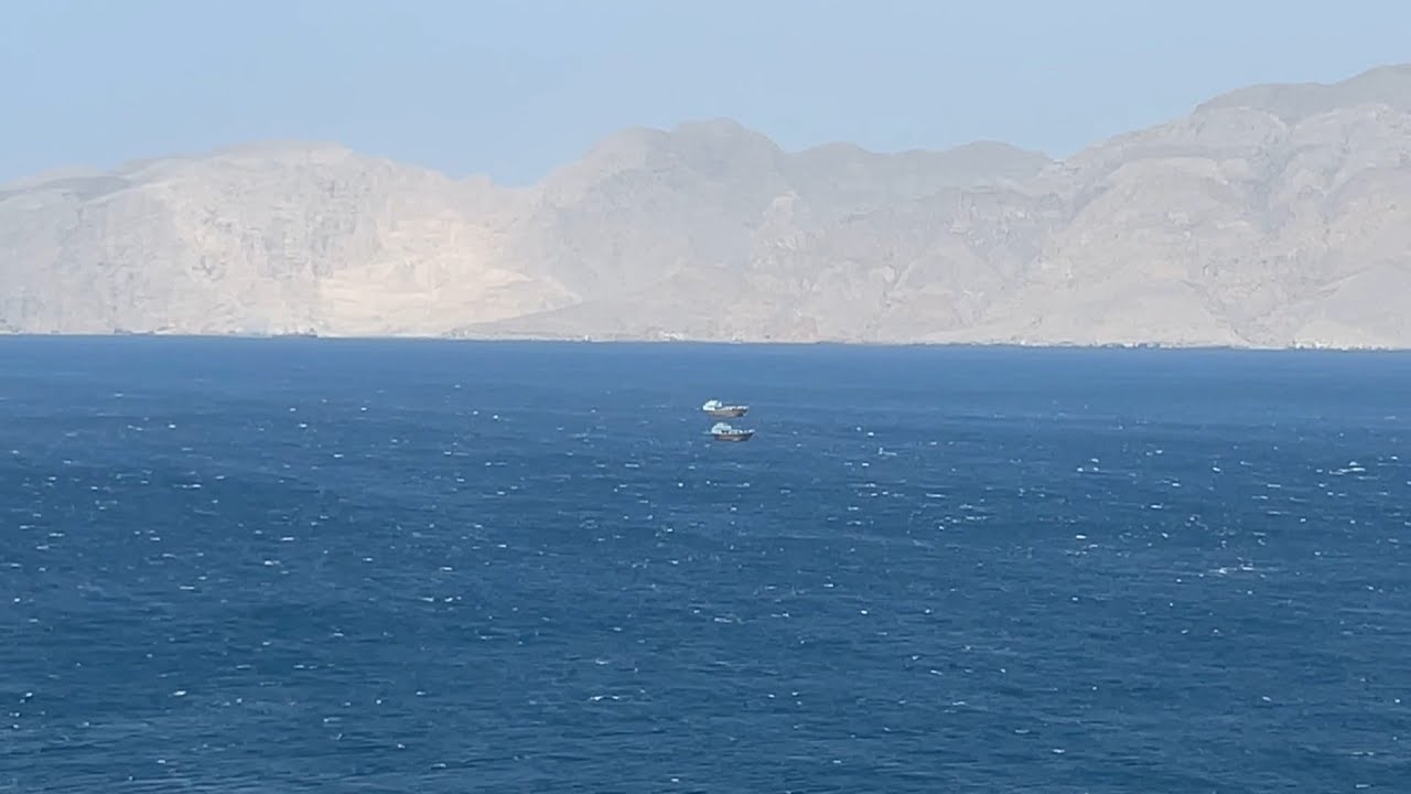 General iraniano diz que 'qualquer barco' que cruzar Estreito de Ormuz será incendiado | AFP