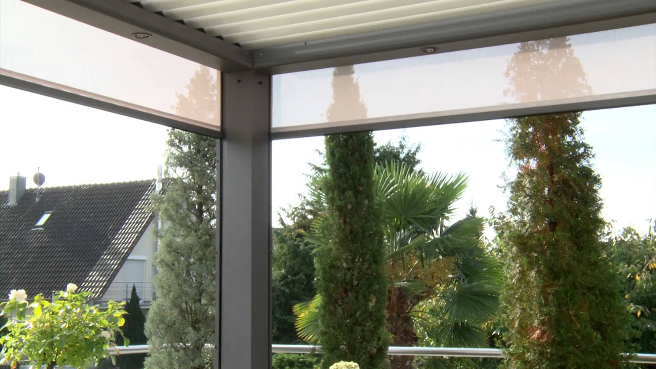 Pergola von Biossun überdacht private Terrasse