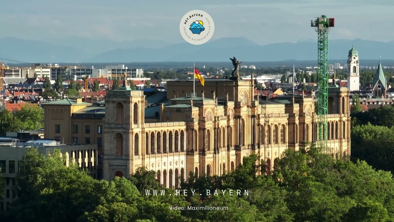 Spektakul&auml;re Luftaufnahmen des Maximilianeums | Bayerischer Landtag in M&uuml;nchen.