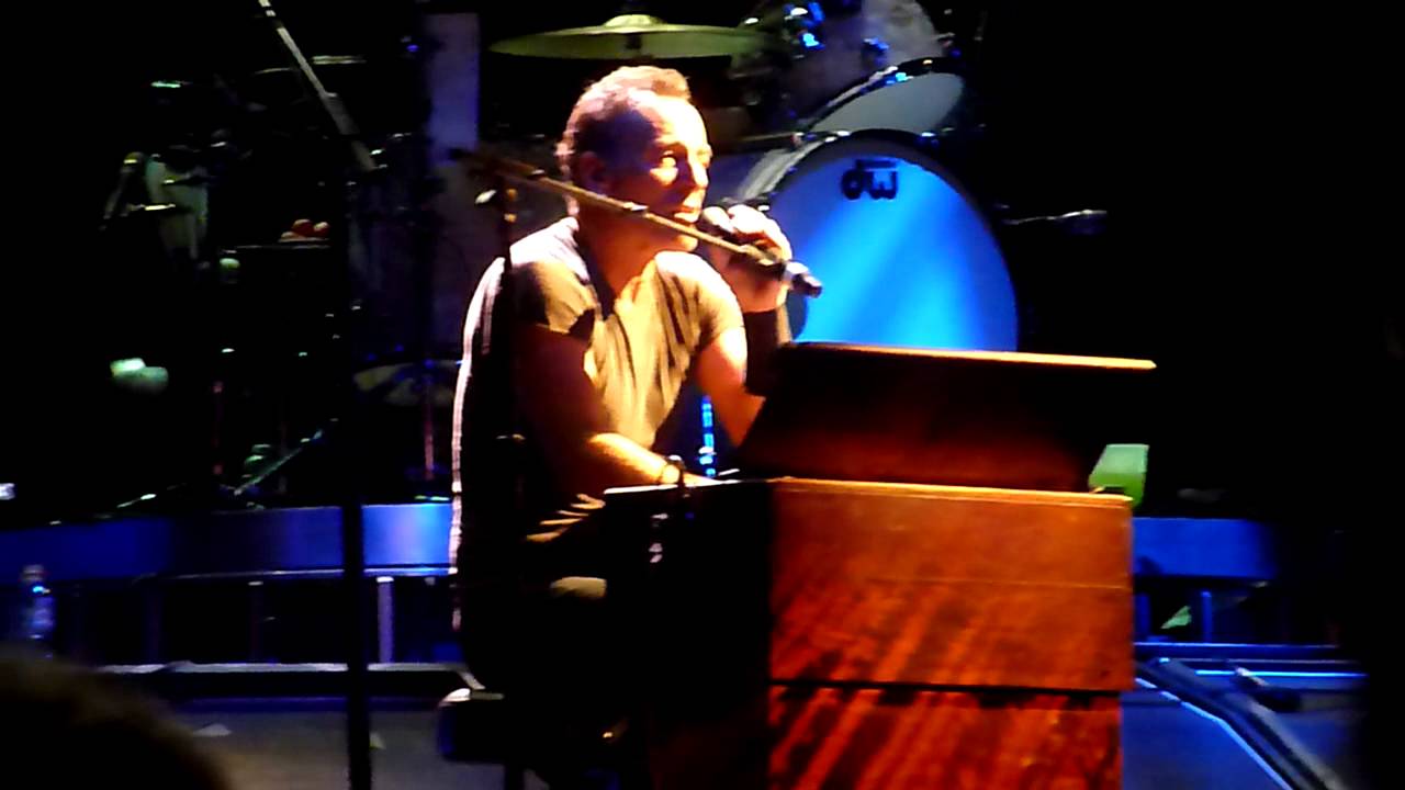 Dream Baby Dream - Bruce Springsteen - Sydney Allphones Arena - 19-2-2014