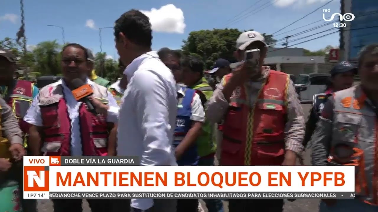 MANTIENEN BLOQUEO EN YPFB