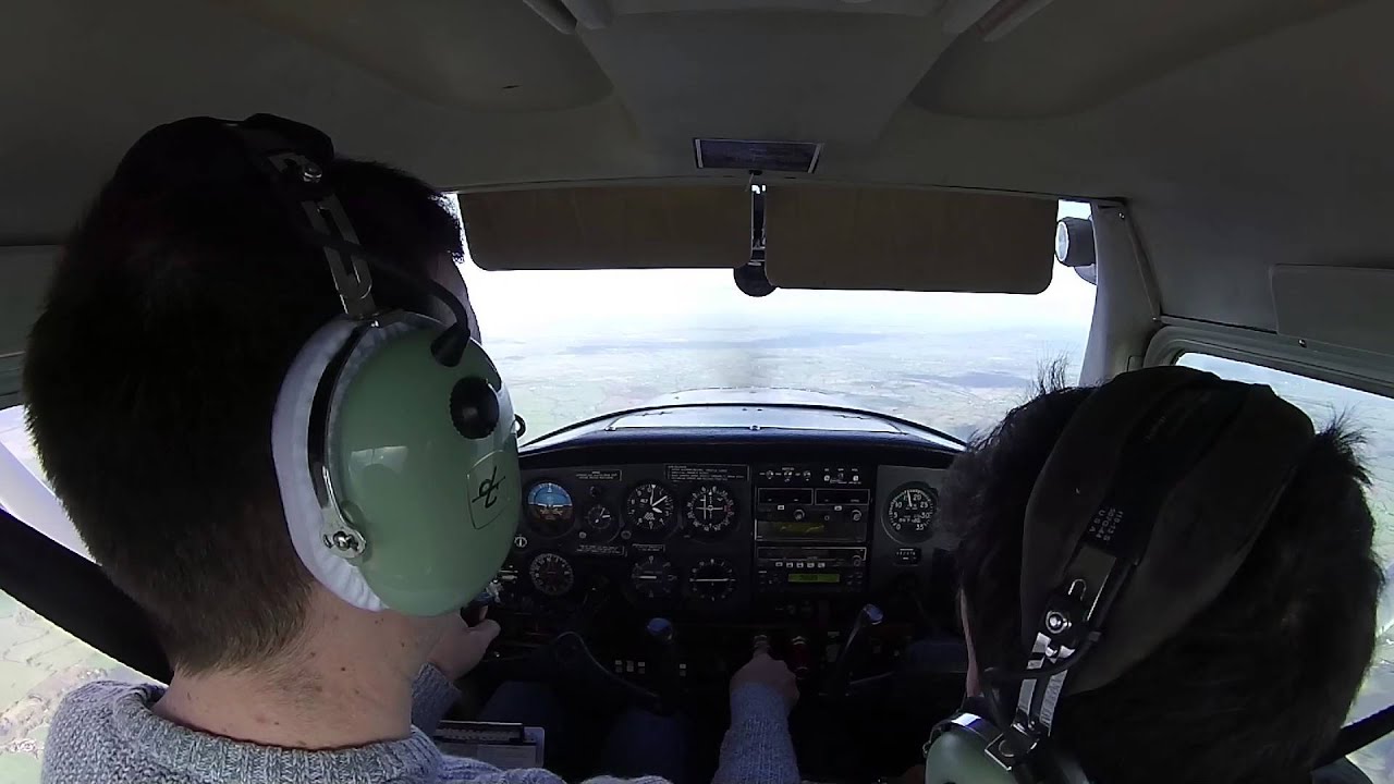 Lesson 9 - PPL Cessna Stall Lesson - Power-on Stall - Stall with Flaps