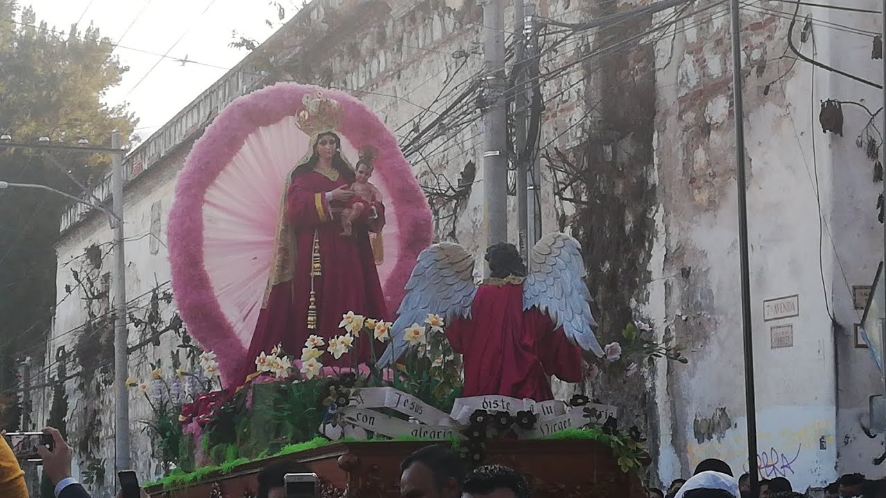 Paso procesional de la Virgen de los pobres San Francisco 2023