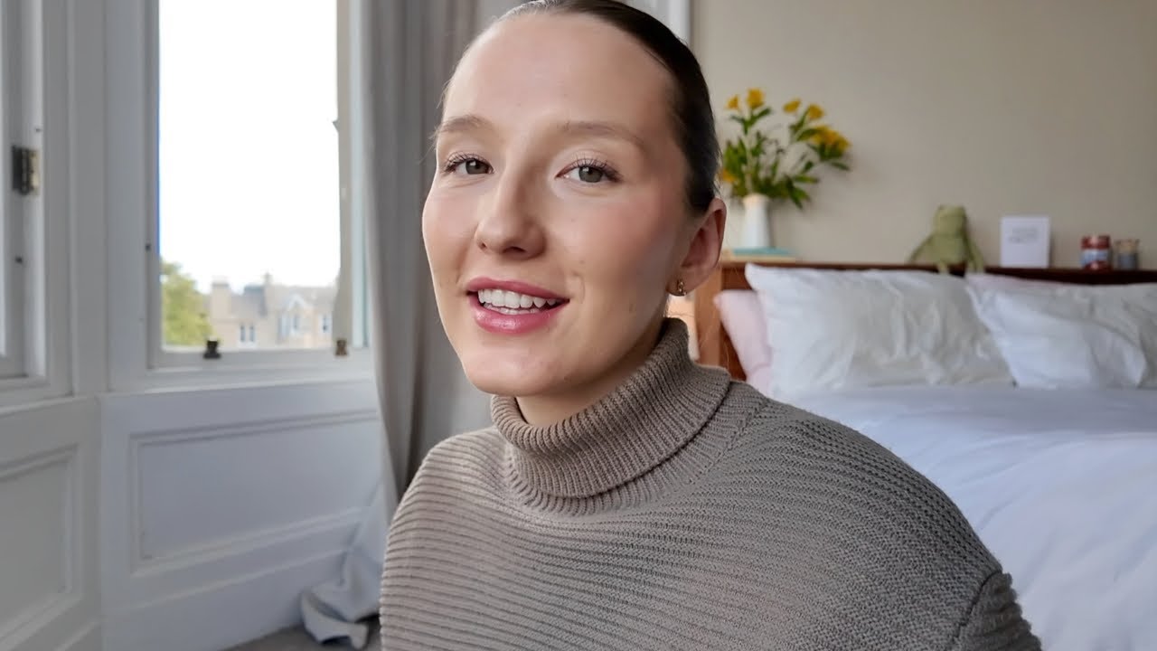 new season, new beginnings (autumn goals, cosy flat day & rainy walk)