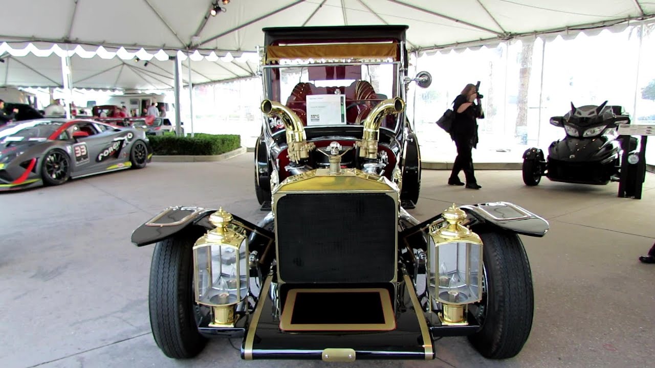 Munster's Coach Custom Car - Exterior and Interior Walkaround - 2013 LA Auto Show