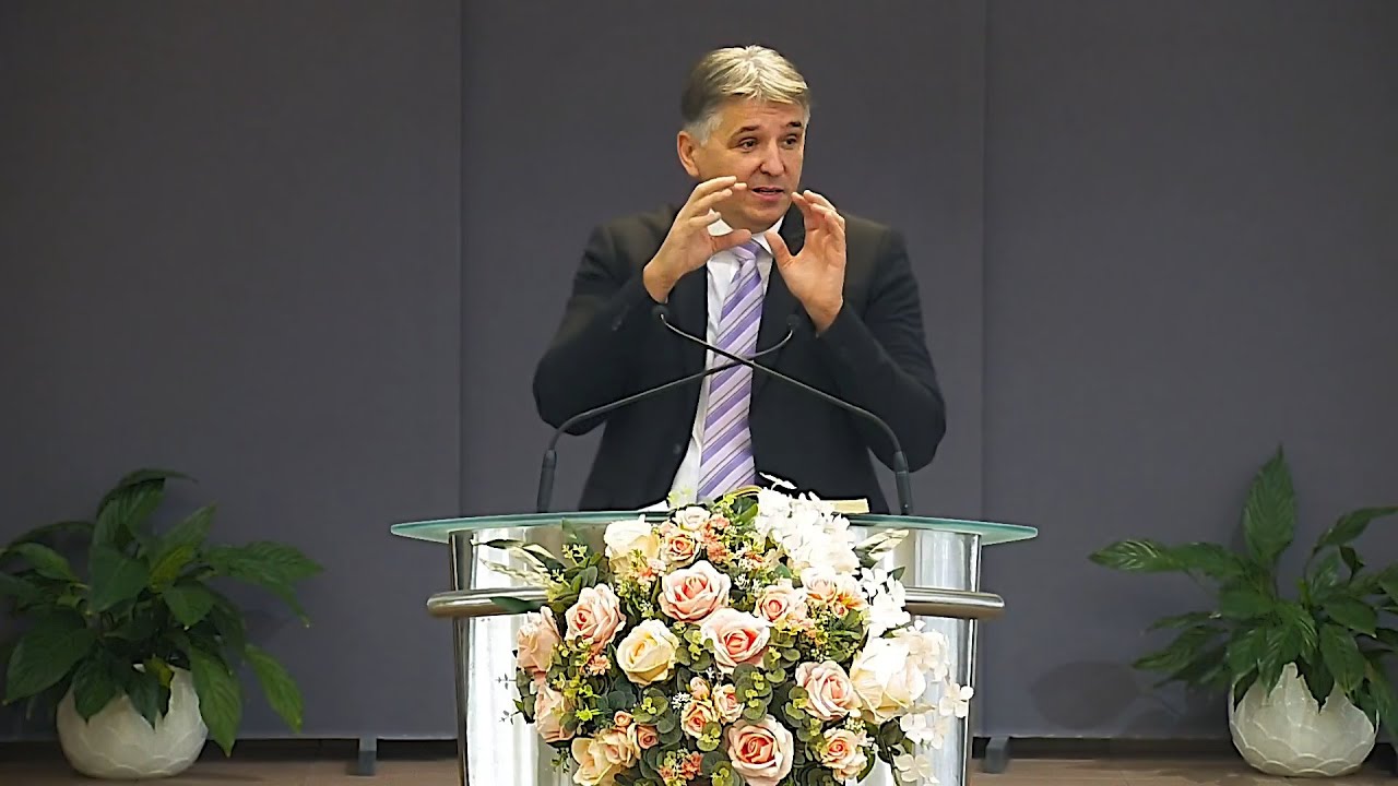 Dragan Grujičić – Radikalno nov čovek