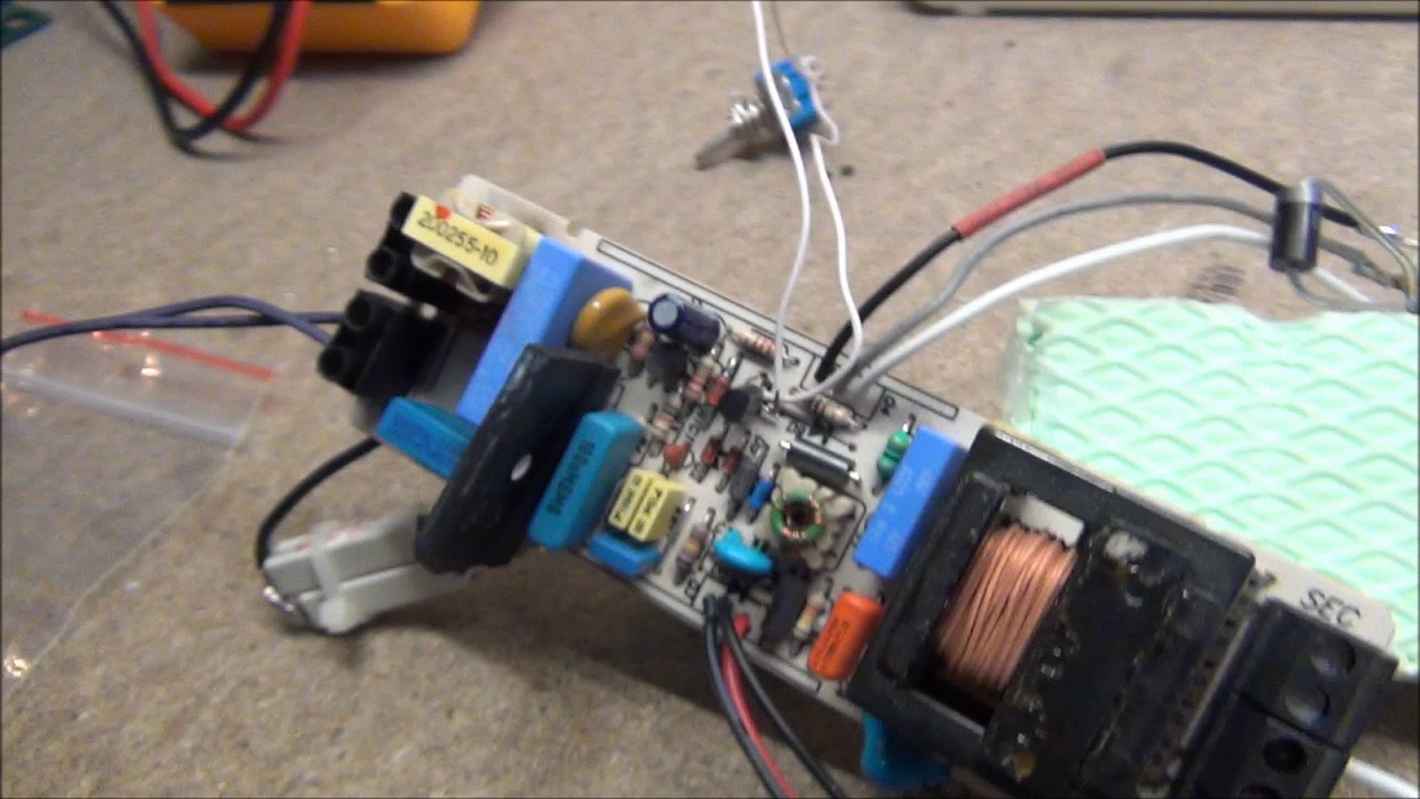Elektronischer Halogentrafo (Hack) FLYBACK DRIVER